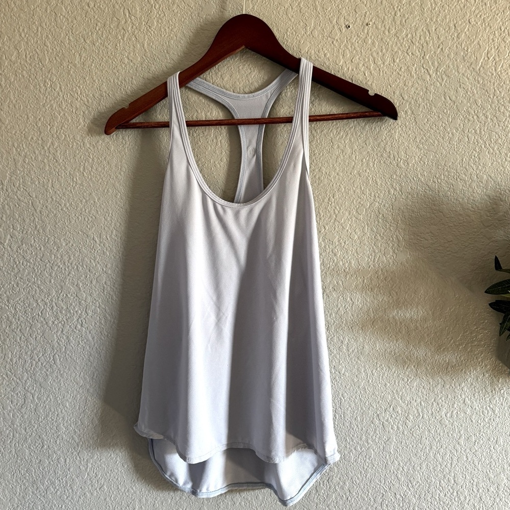Lululemon Racerback Tank top, pale blue/gray. Women’s 6/8